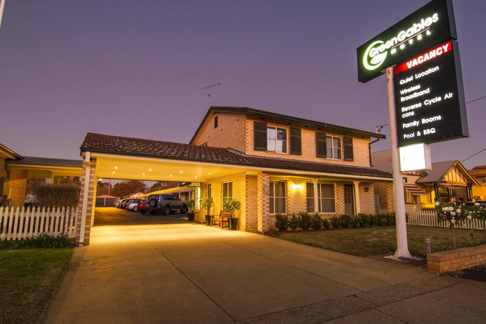 Green Gables Motel Даббо Экстерьер фото